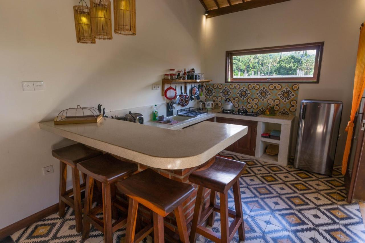 Villa Gayatri Hidden Oasis Amed Exteriör bild